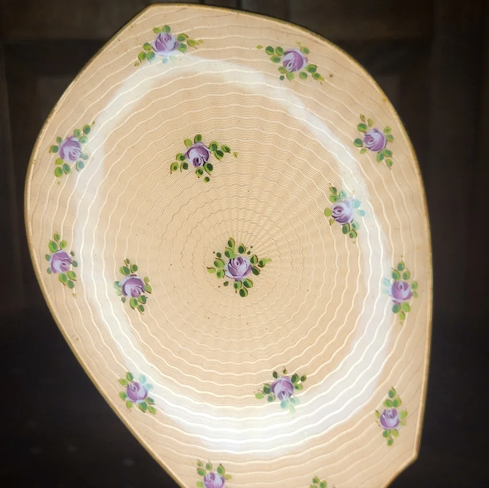 Elegant Floral Hand Mirror - Picture 15 of 17